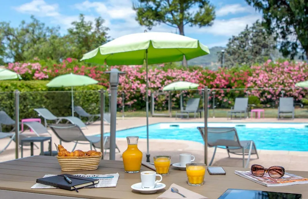 Mercure Cannes Mandelieu-1