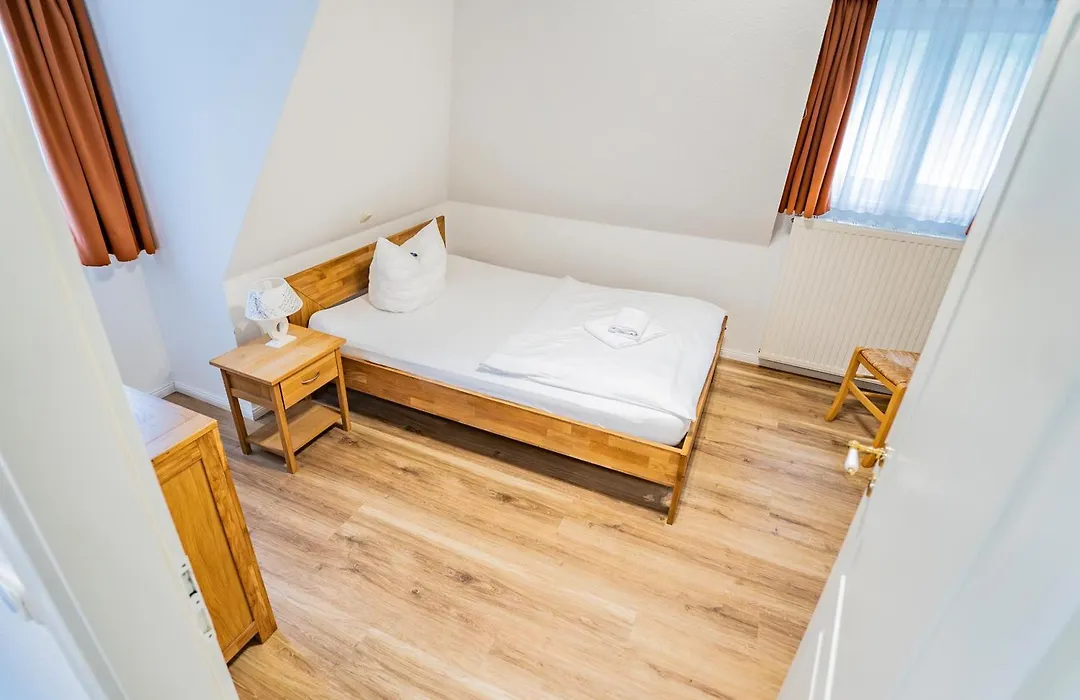 Hotel Waldhalle-1
