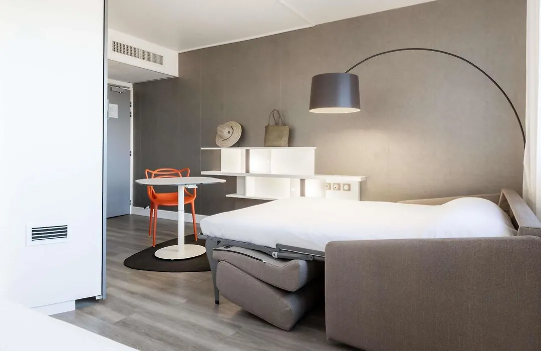 Novotel Suites Perpignan Centre - Grandes Suites & Confort Centre-Ville-1