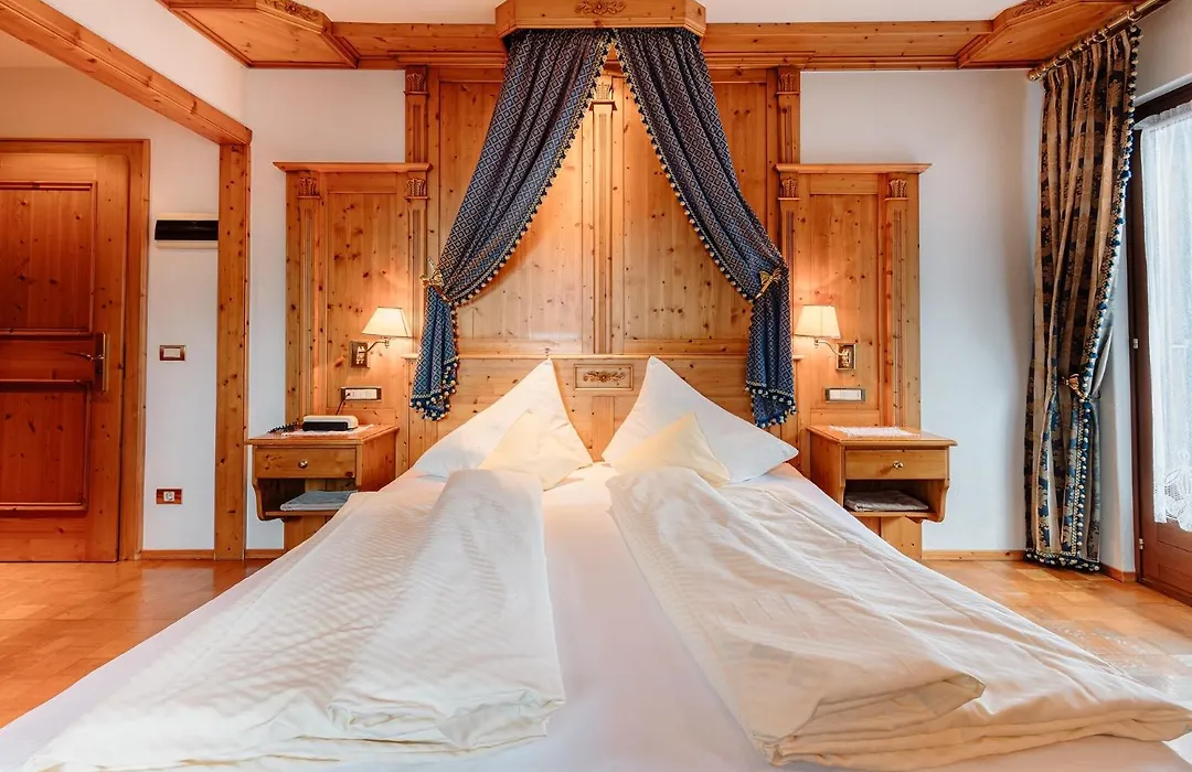Hotel Enzian-1