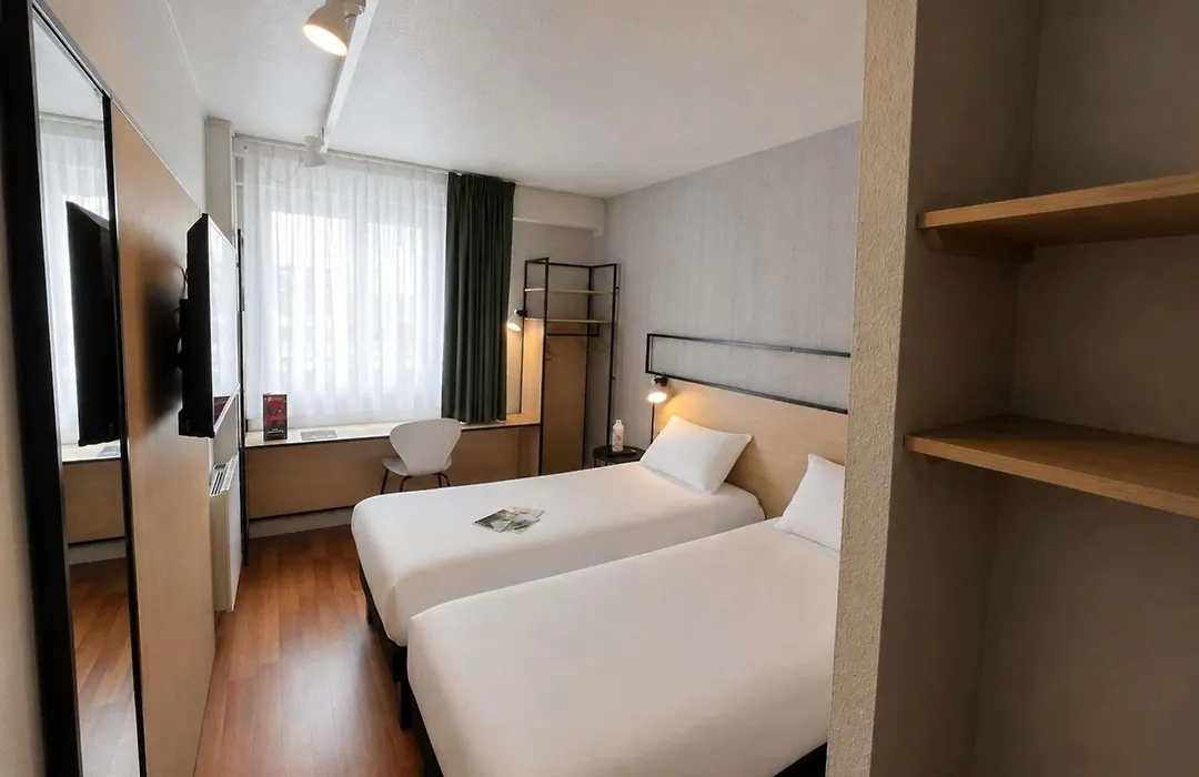 ibis Alençon-1