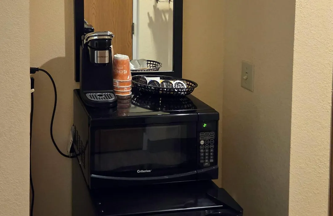 Quality Inn & Suites Bellville - Mansfield-1