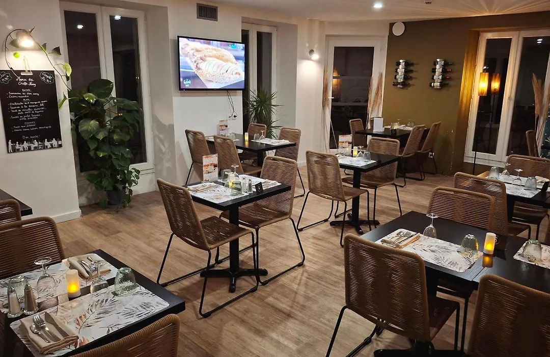 Brit Hotel Bordeaux Arena-1