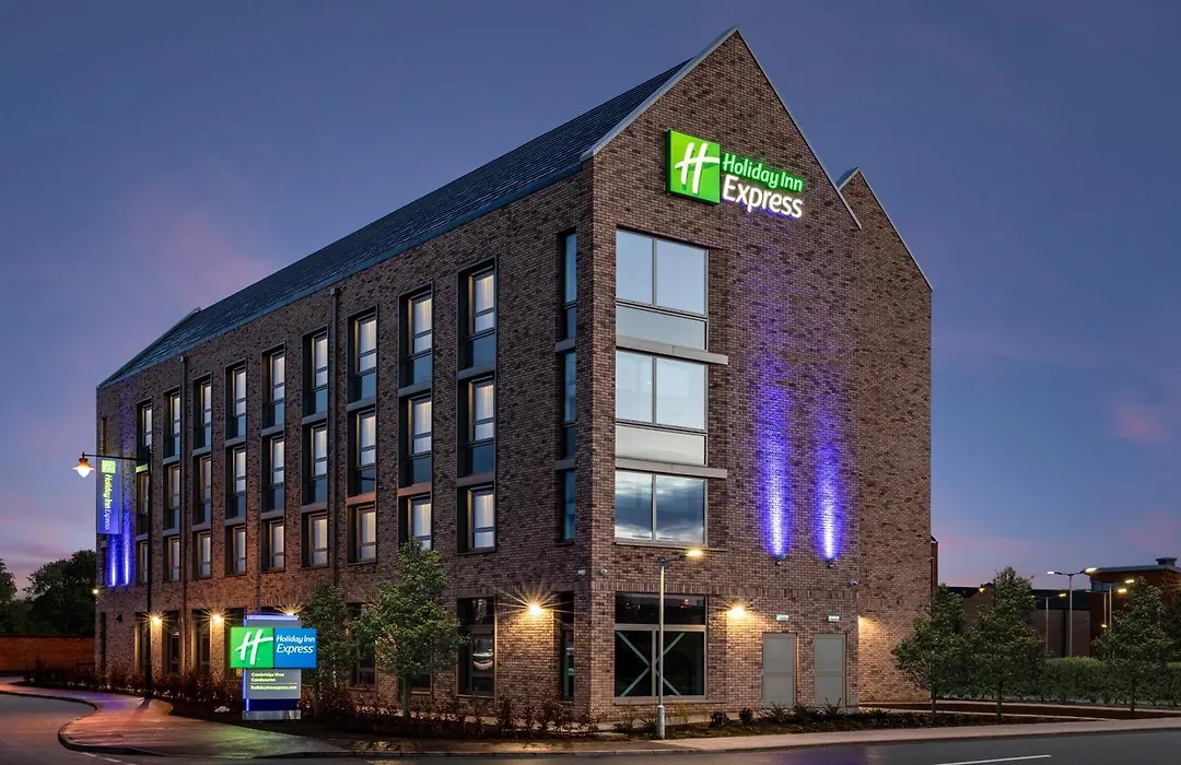 Holiday Inn Express Cambridge West - Cambourne By Ihg-1
