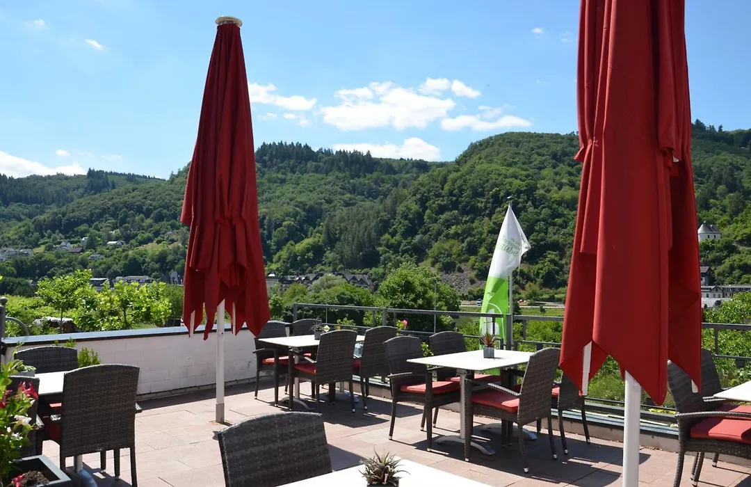 Flair Hotel am Rosenhügel - Garni-1