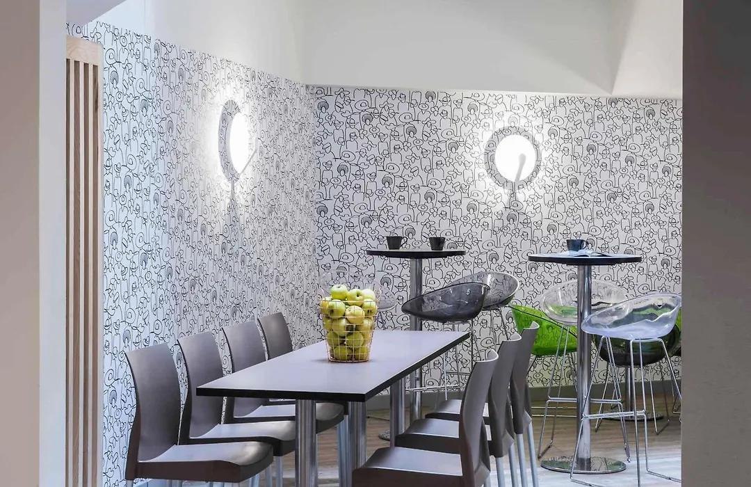Ibis Styles Nice Vieux Port-1