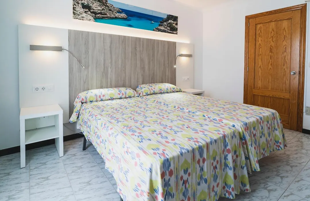 Hotel Amic Can Pastilla-1