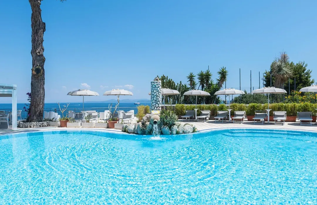 Hotel L'Approdo-1