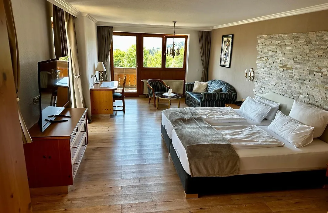 Parkhotel Tannenhof-1