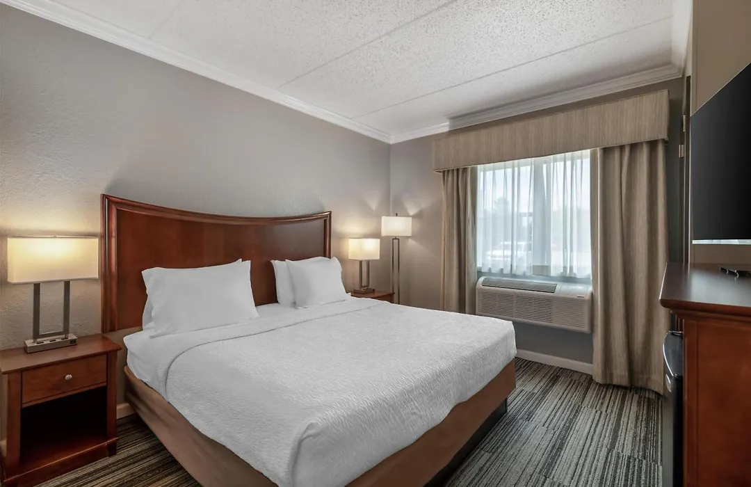 Best Western Plus Franklin Square Inn-1