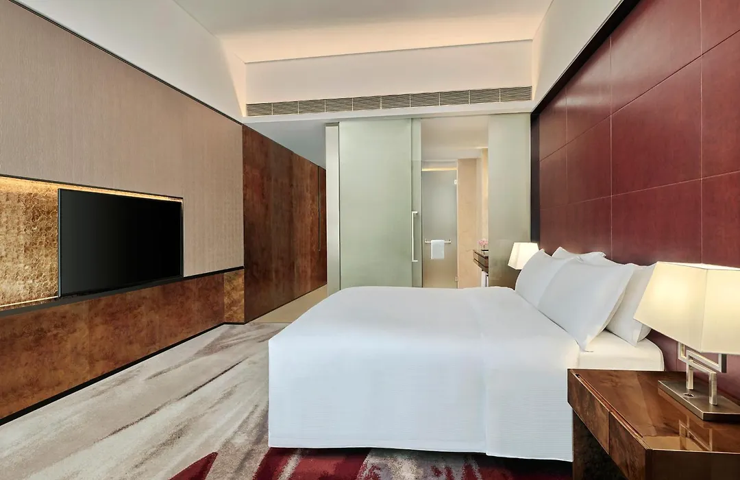 Hilton Guangzhou Tianhe: Canton Fair Shuttle & Registration-1