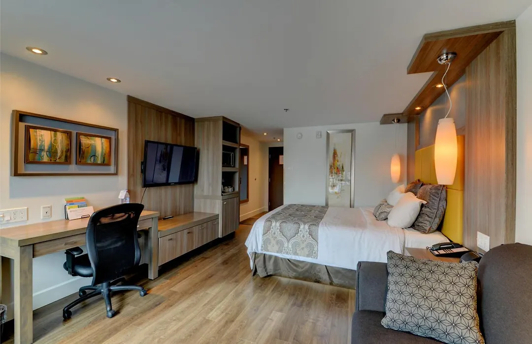 Hotel Universel, Centre De Congres Riviere-Du-Loup-1