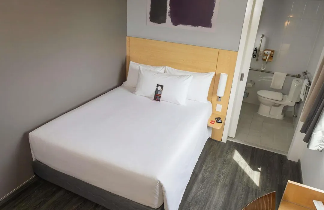 Ibis Hermosillo-1