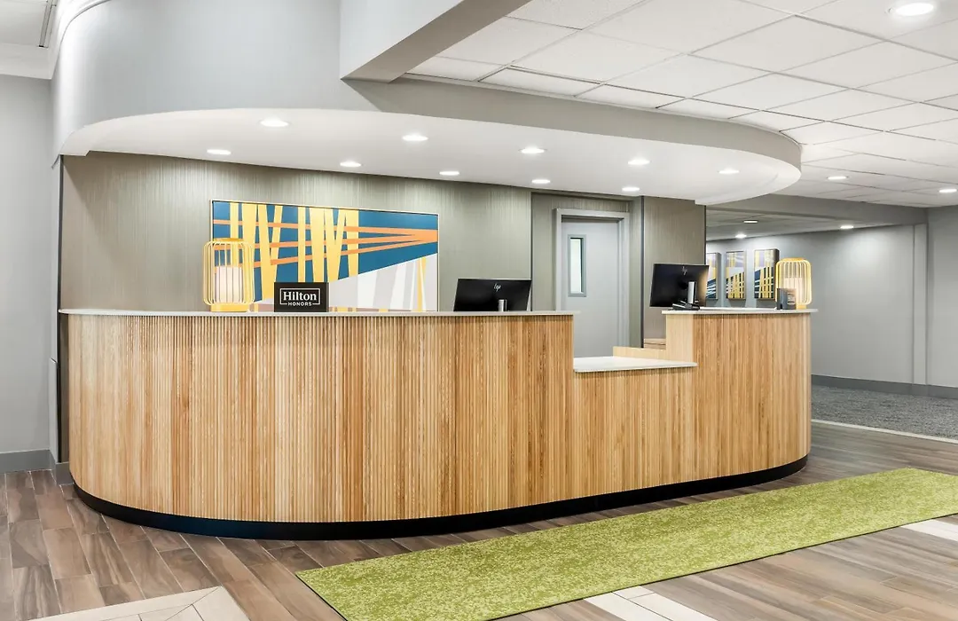 Spark By Hilton Akron Fairlawn-1