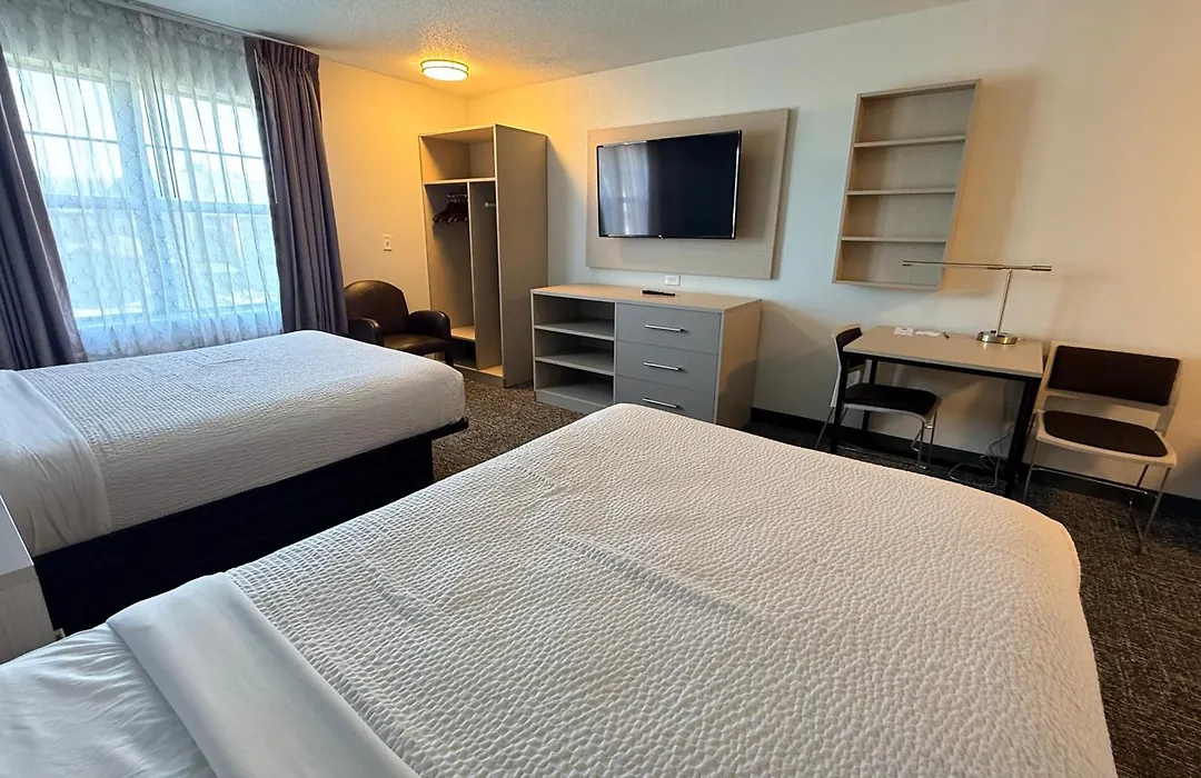 Mainstay Suites Rochester South Mayo Clinic-1