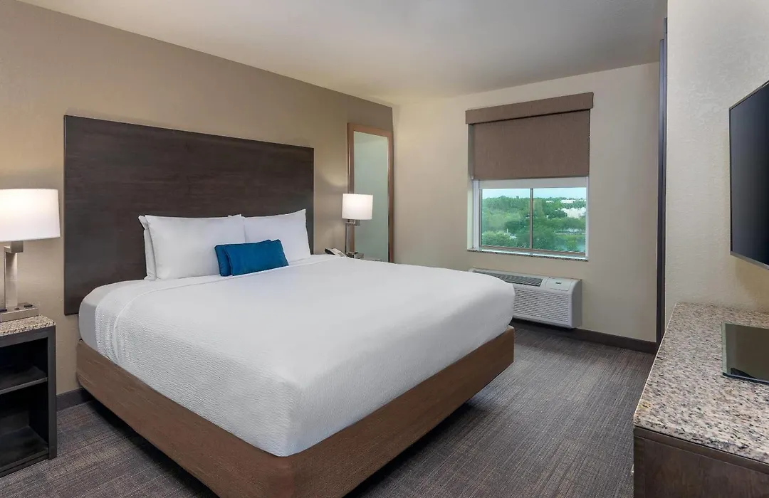 Coral Pointe Sarasota, An Ascend Collection Hotel-1
