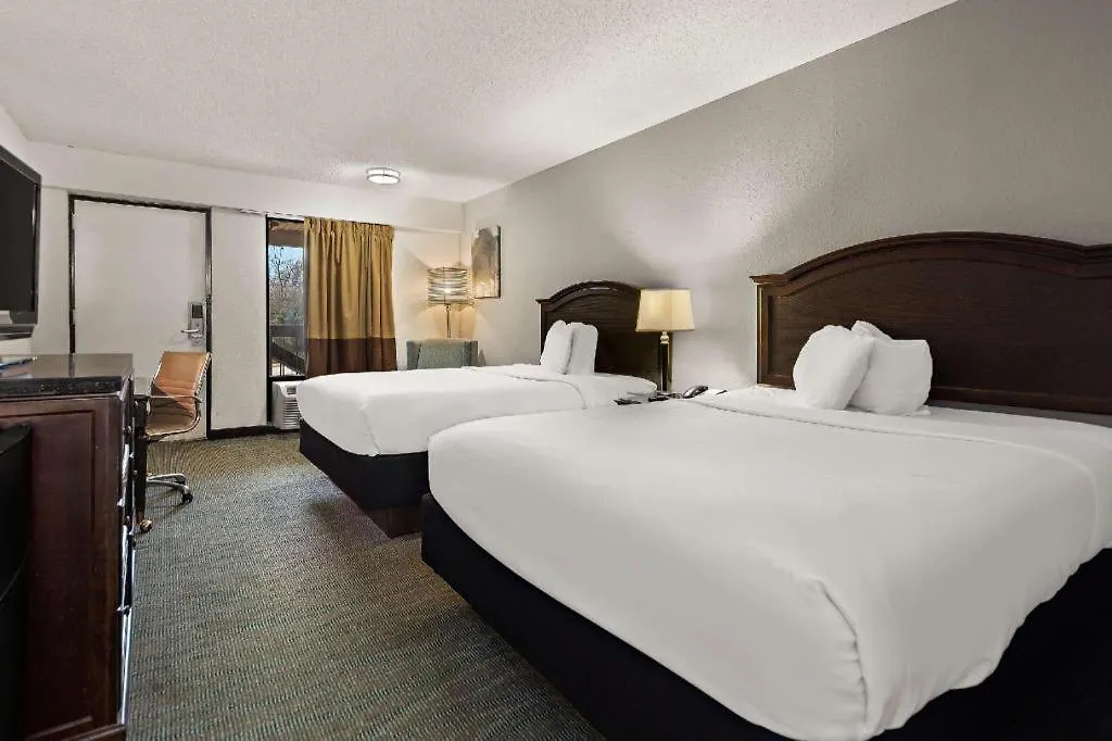 Rodeway Inn Lumberton Central-1