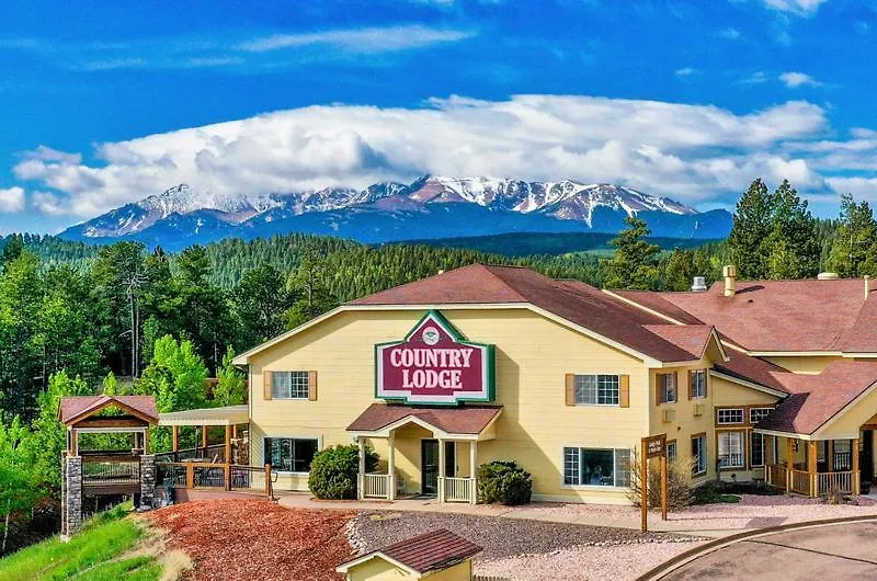 Woodland Country Lodge-1
