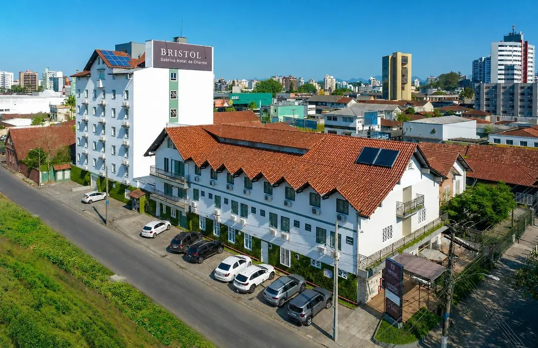 Bristol Sabrina Hotel de Charme Joinville-1