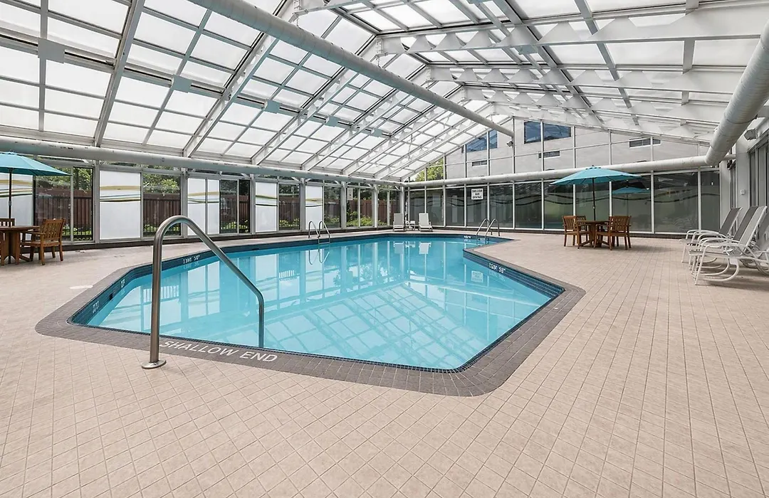 Quality Inn And Conference Centre Pembroke-1