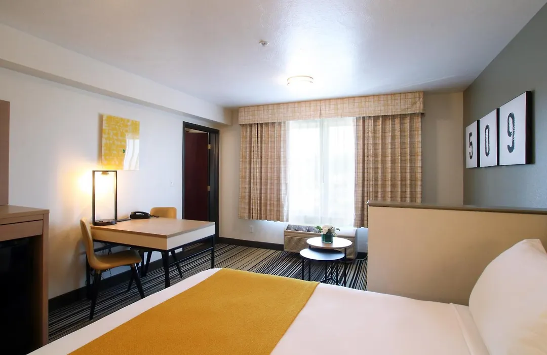 Oxford Suites Spokane Valley-1