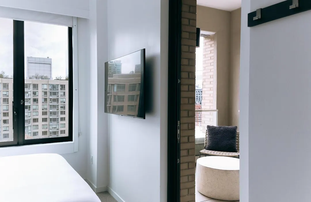 Arlo Midtown-1