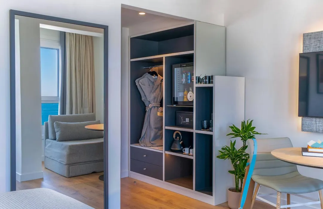 Innside By Melia San Sebastian Orly-1