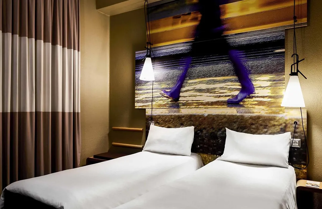 Ibis Milano Centro-1