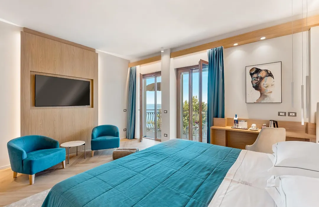 Hotel Porto Roca-1