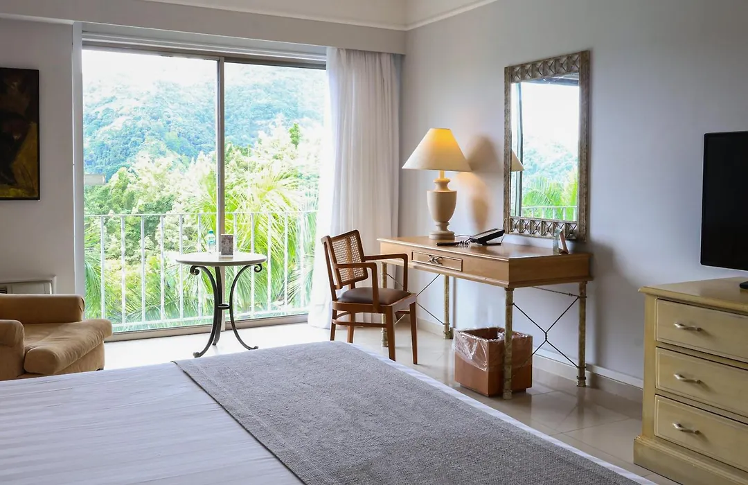 Hotel Estelar Altamira-1