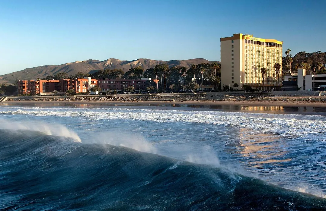 Crowne Plaza Ventura Beach By Ihg-1