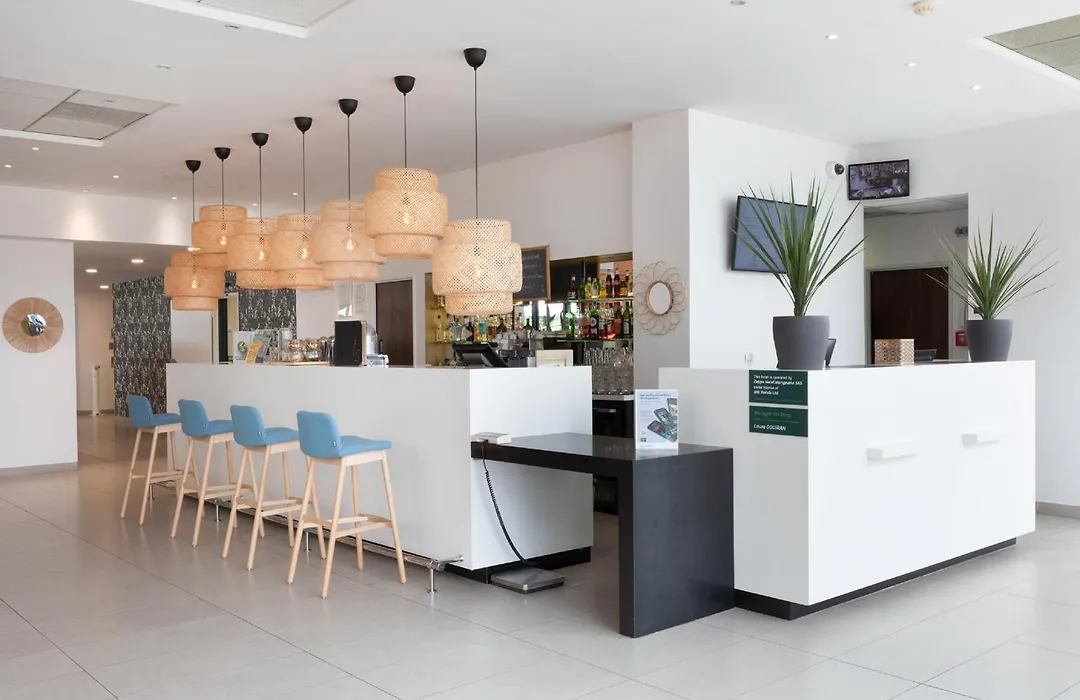 Holiday Inn - Marseille Airport By Ihg-1