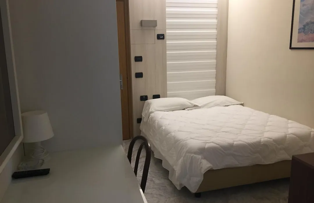Hotel Consuelo-1