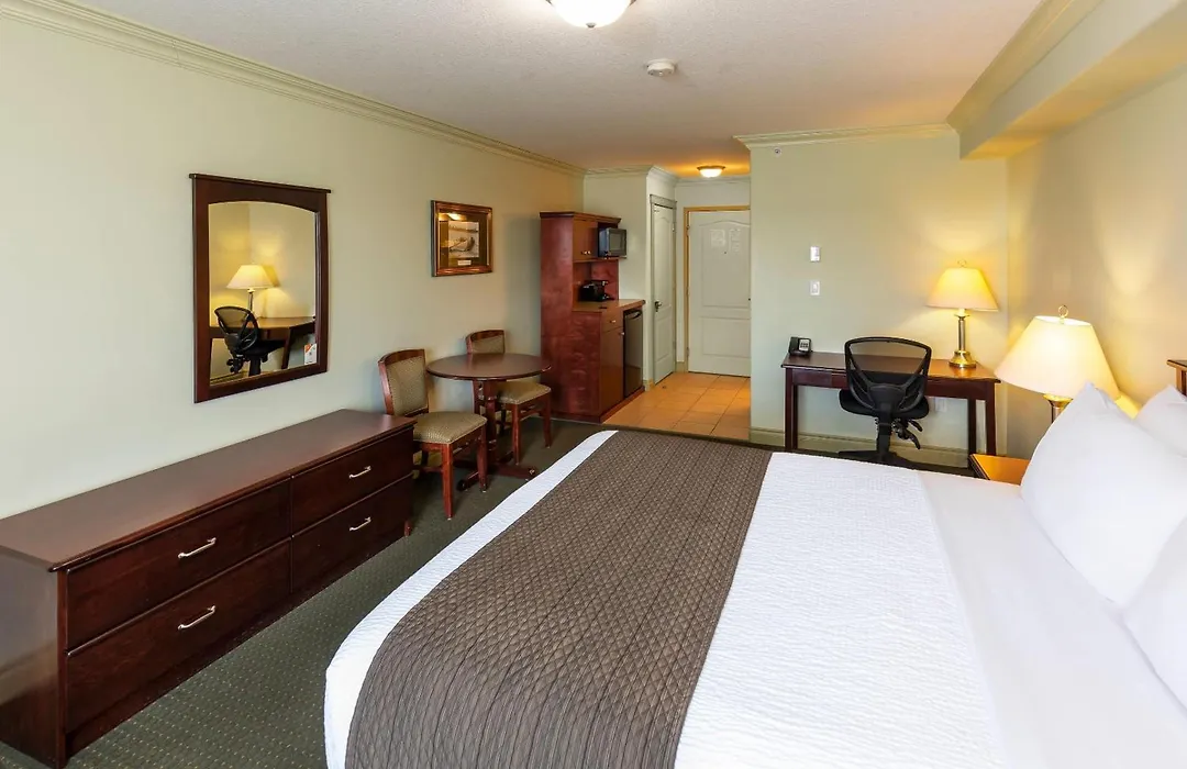Quality Inn & Suites Whitecourt-1