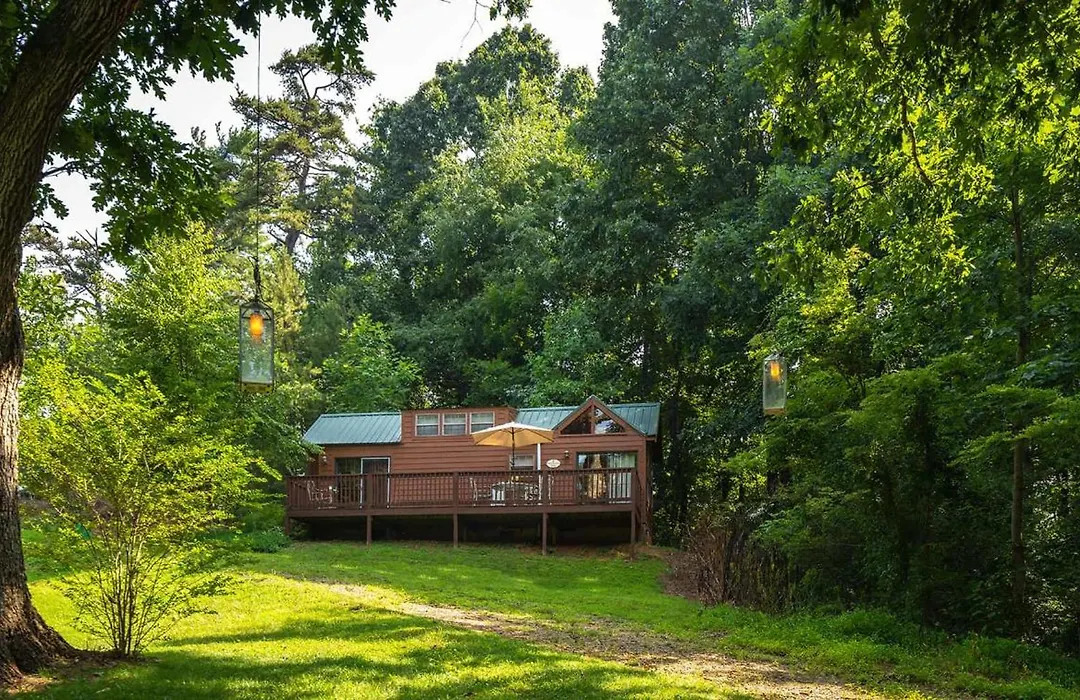 Engadine Inn And Cabins-1