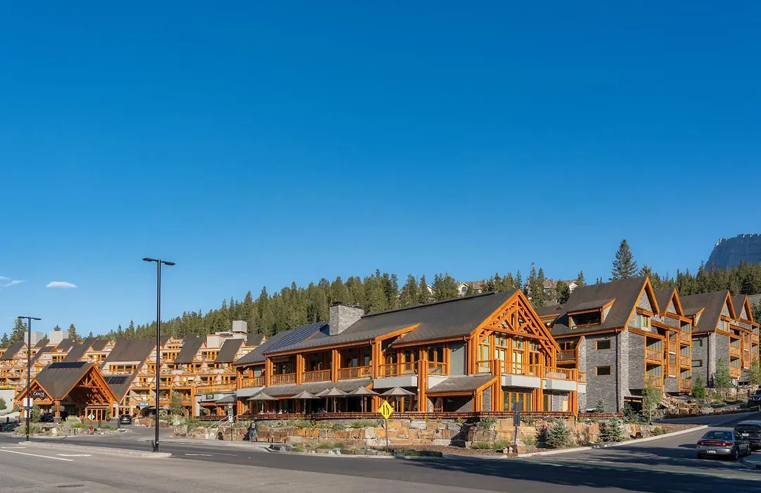 Otter Hotel-1
