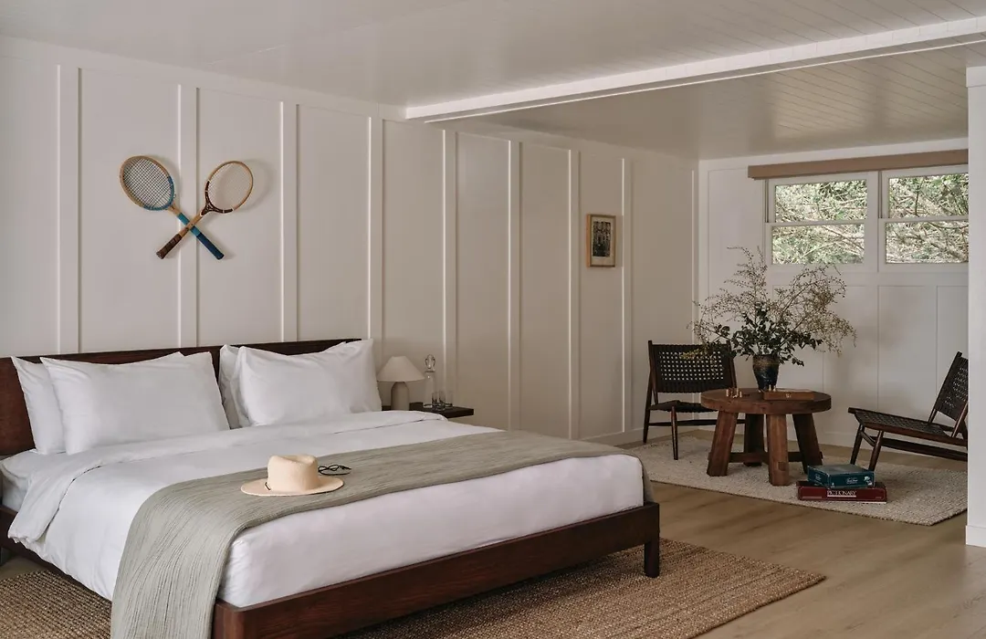 The Herondale Hotel-1