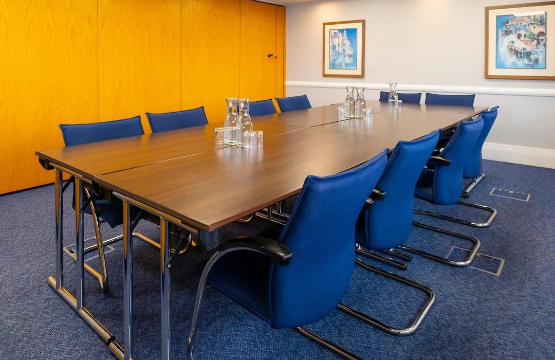 Holiday Inn Express Northampton - South By Ihg-1