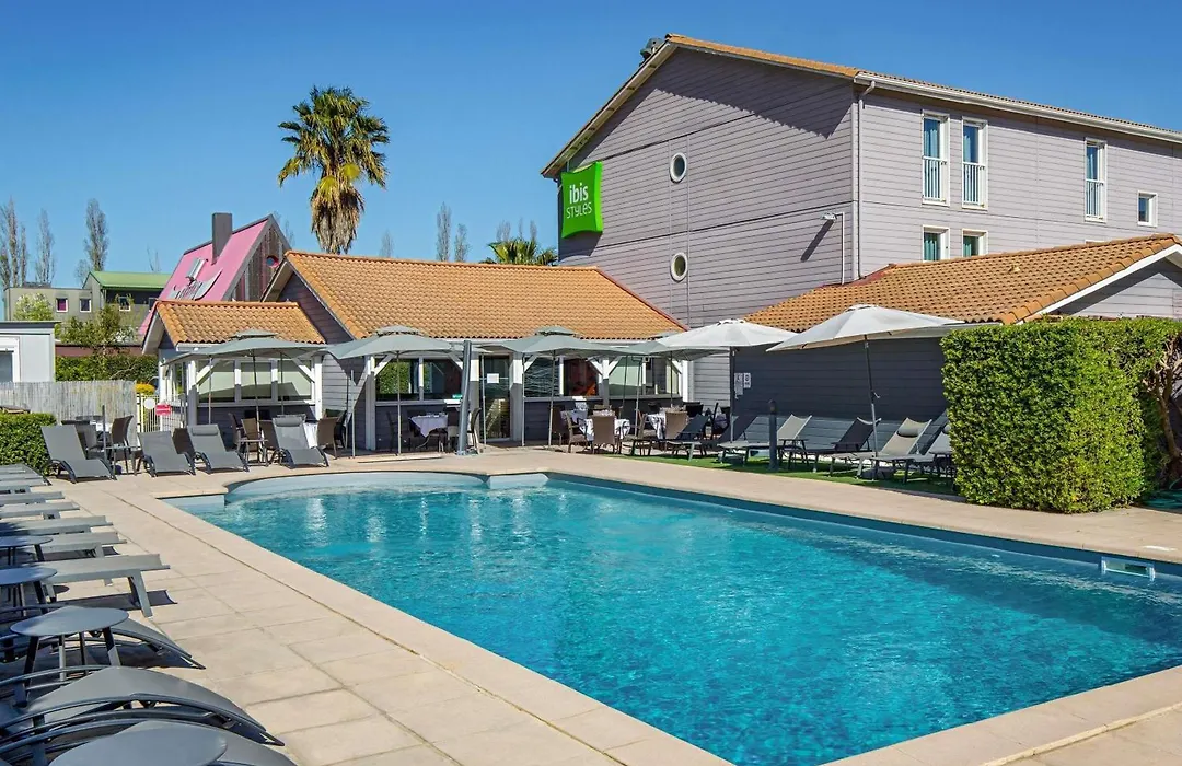 ibis Styles Aubagne Gemenos-1