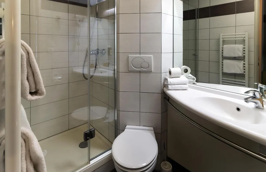 Greet Hotel Colmar-1