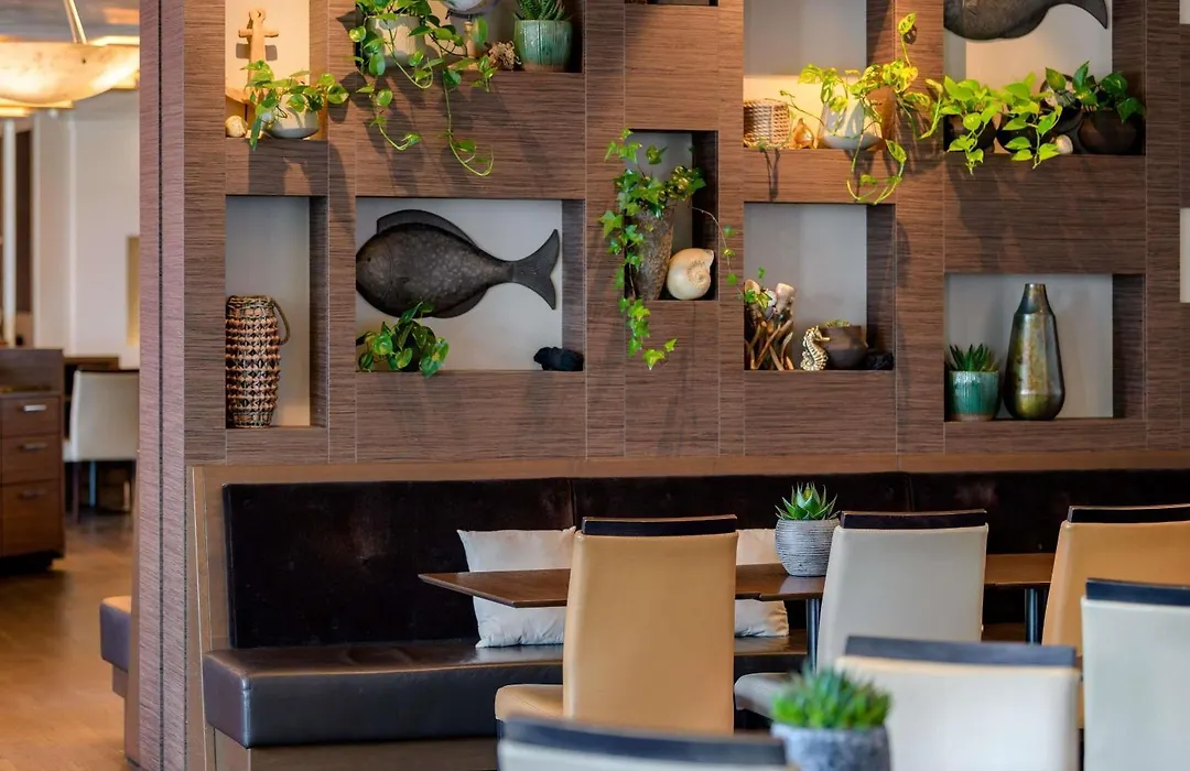 Moevenpick Hotel Lausanne-1