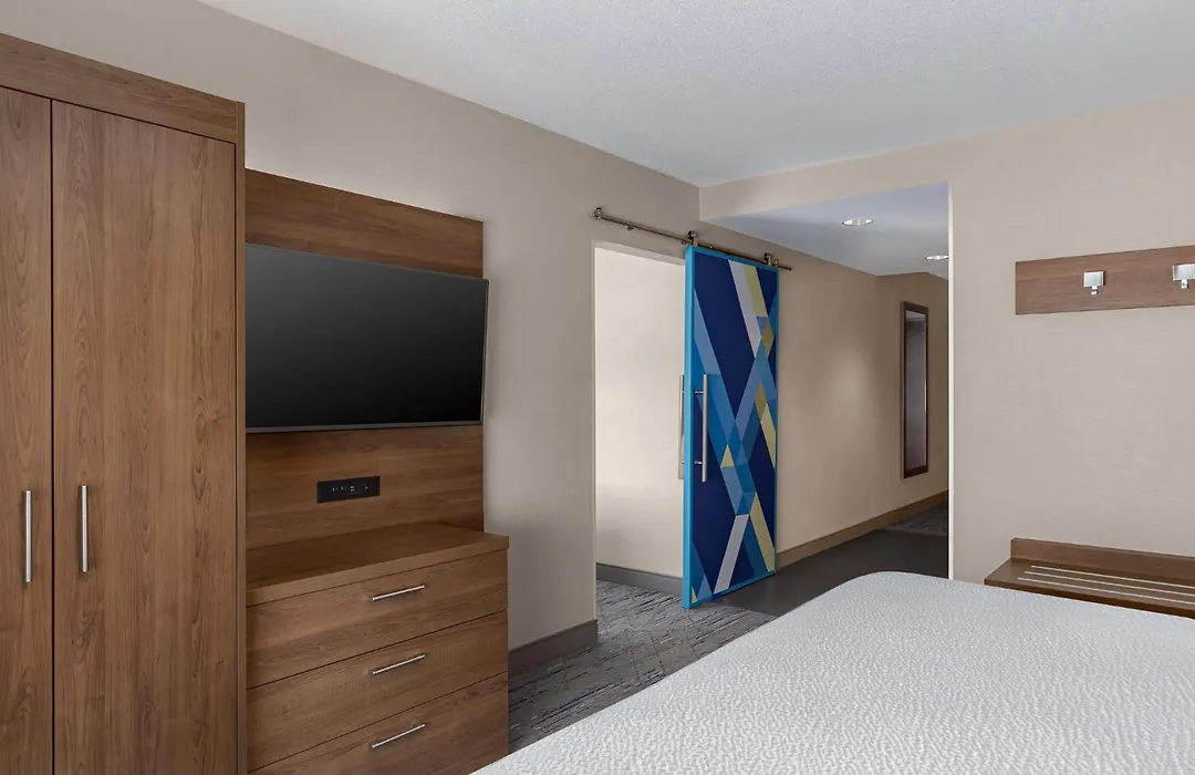 Holiday Inn Express Hotel & Suites Toronto - Markham By Ihg-1