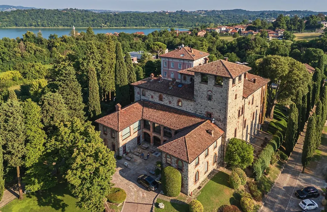 Relais Castello Di Casiglio-1