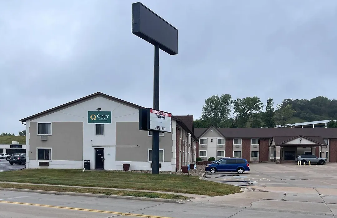 Quality Inn Council Bluffs I-80-1