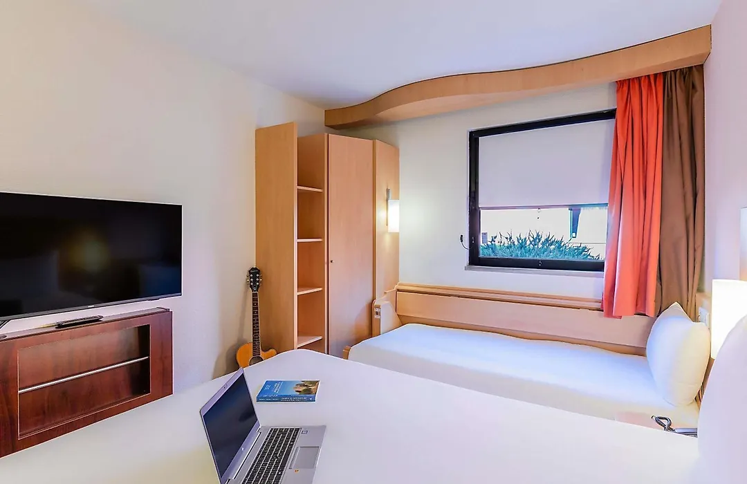 Hotel Ibis Lisboa Sintra-1