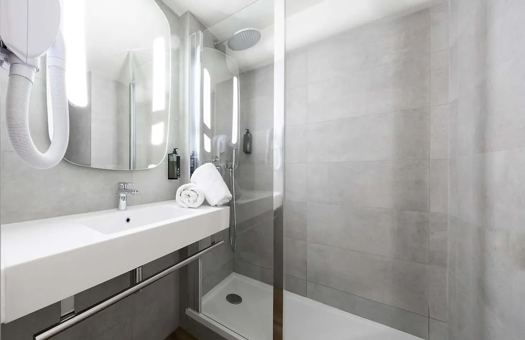 ibis Bordeaux Centre Meriadeck-1