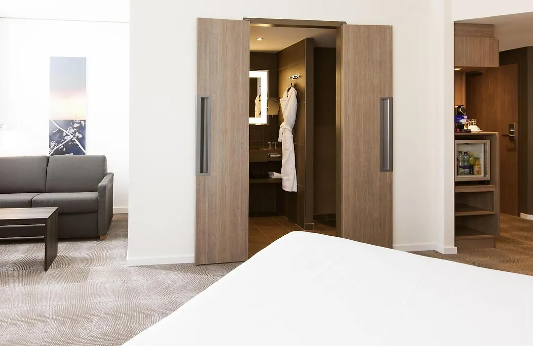 Novotel Basel City-1