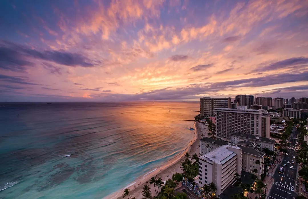 Hyatt Regency Waikiki Beach Resort & Spa-1