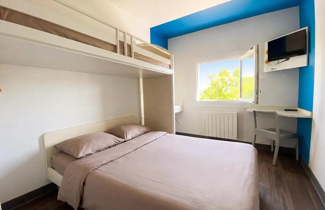 hotelF1 Saint Brieuc-1