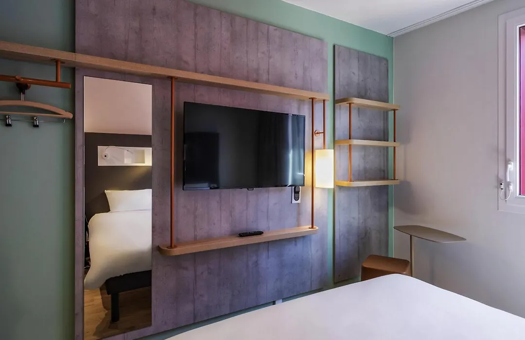 ibis budget Saint-Étienne Centre Gare Châteaucreux-1